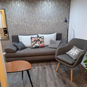Shadowlily Apartamento Budapest